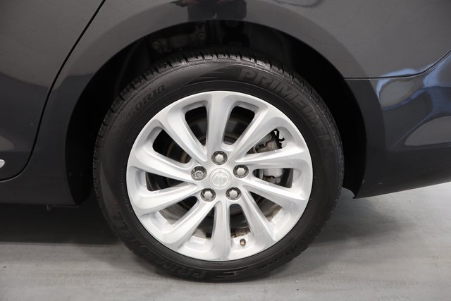 2015 Buick LaCrosse Leather photo 22