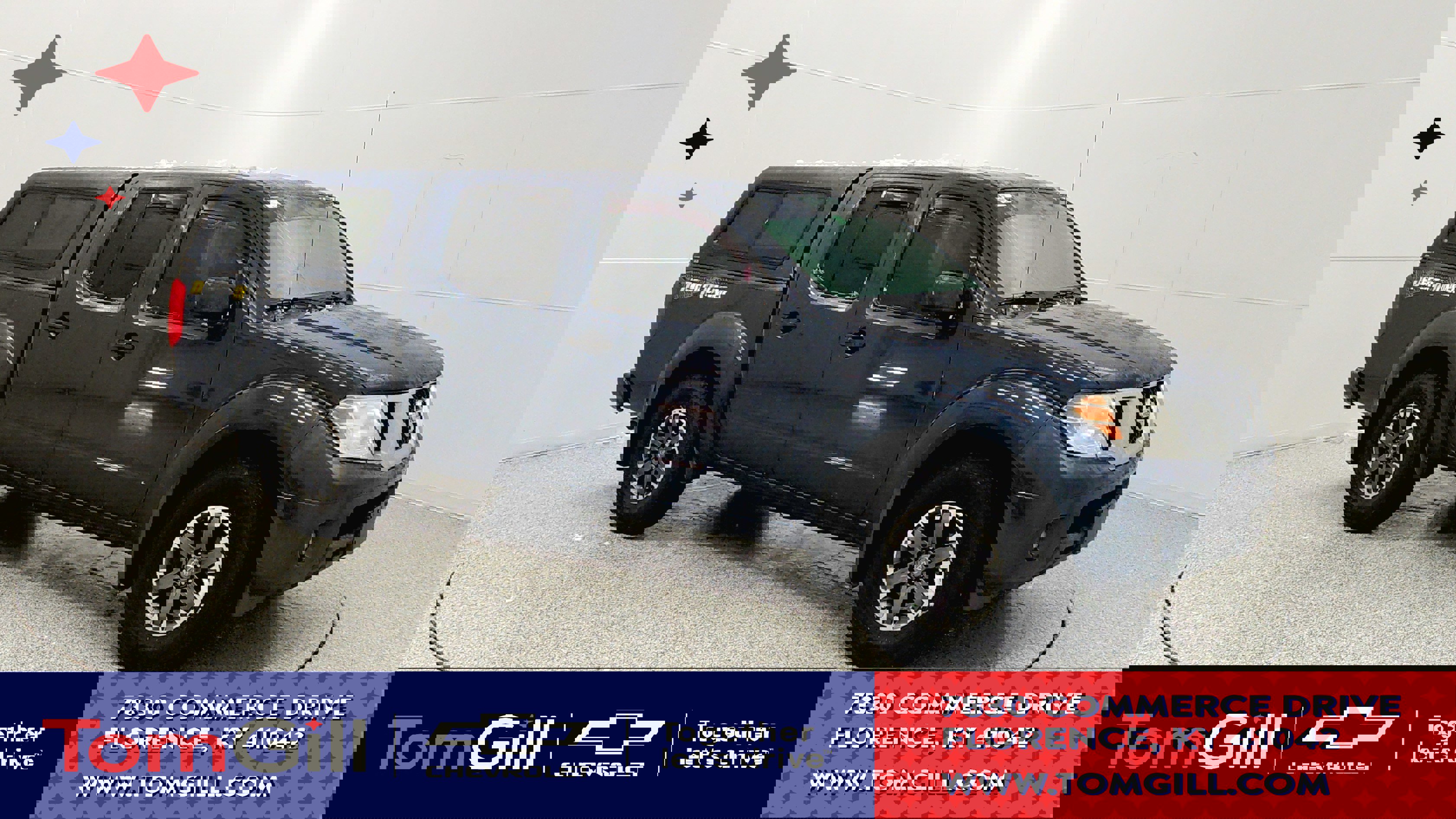 2019 Nissan Frontier Desert Runner's photo