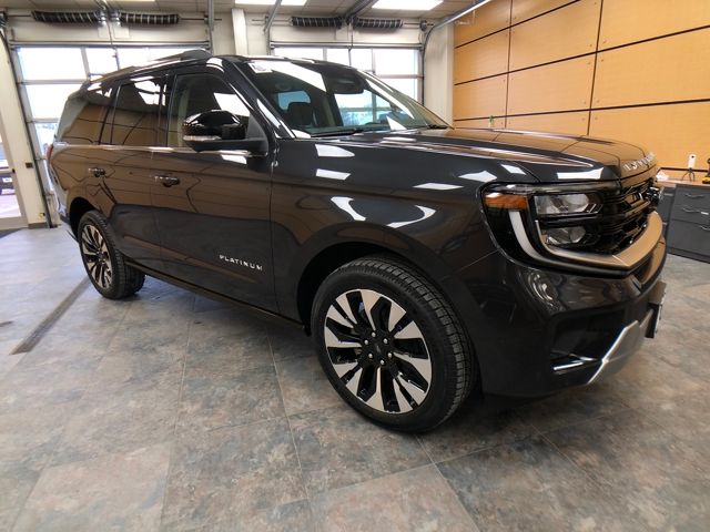 2025 Ford Expedition Platinum's photo