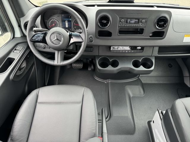 View 32