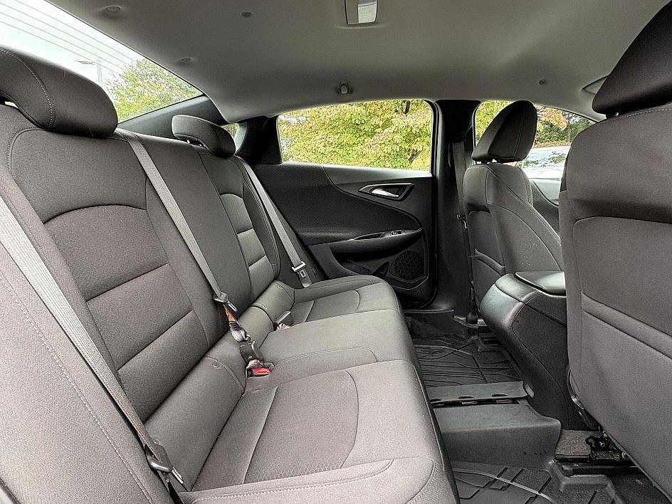2020 Chevrolet Malibu photo 12
