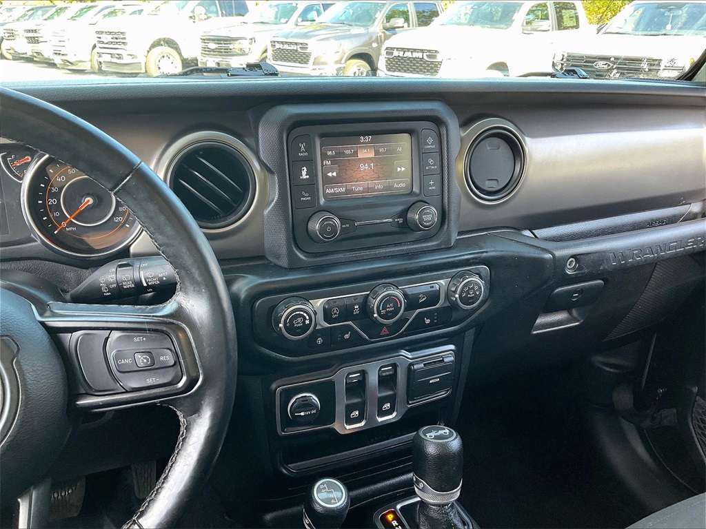 2020 Jeep Wrangler Sport S photo 17