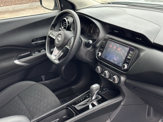 2023 Nissan Kicks SV photo 17