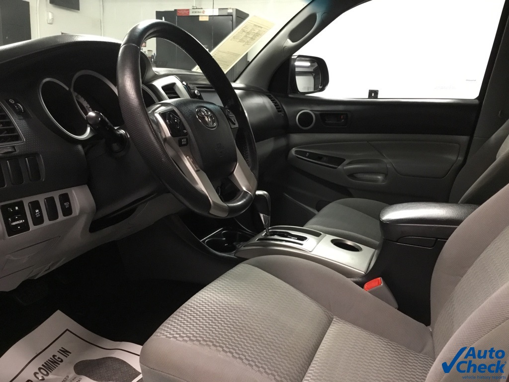 2014 Toyota Tacoma Base 4x4 photo 21