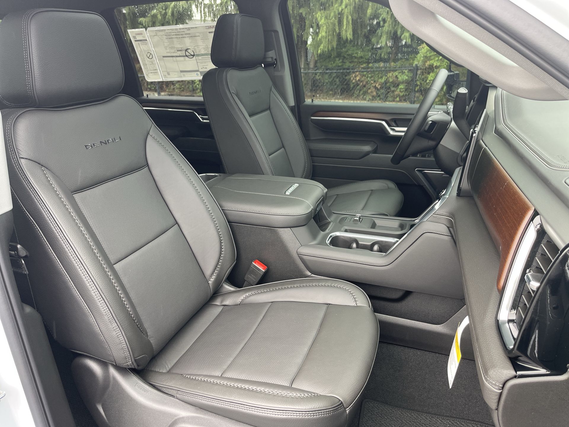 2026 Gmc Sierra 3500 HD Denali photo 28
