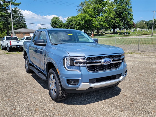 2025 Ford Ranger XLT photo 2