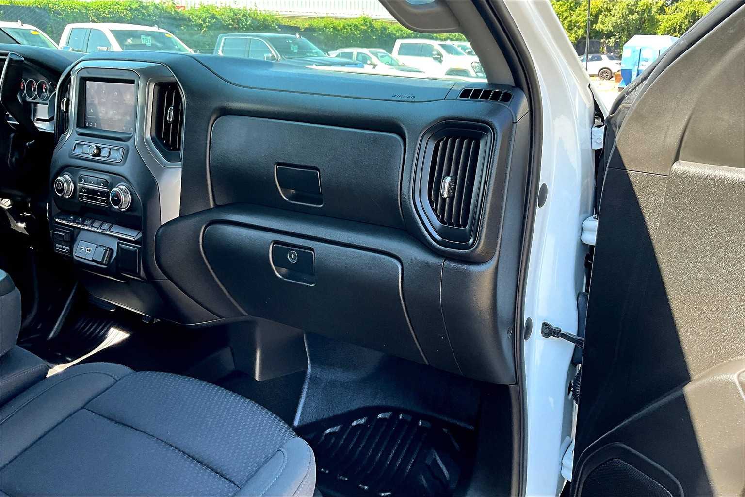 2023 Gmc Sierra Base photo 16