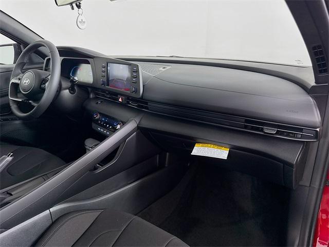 2025 Hyundai Elantra SEL Sport photo 35