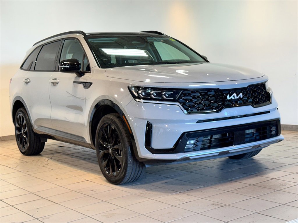 2022 Kia Sorento SX photo 3