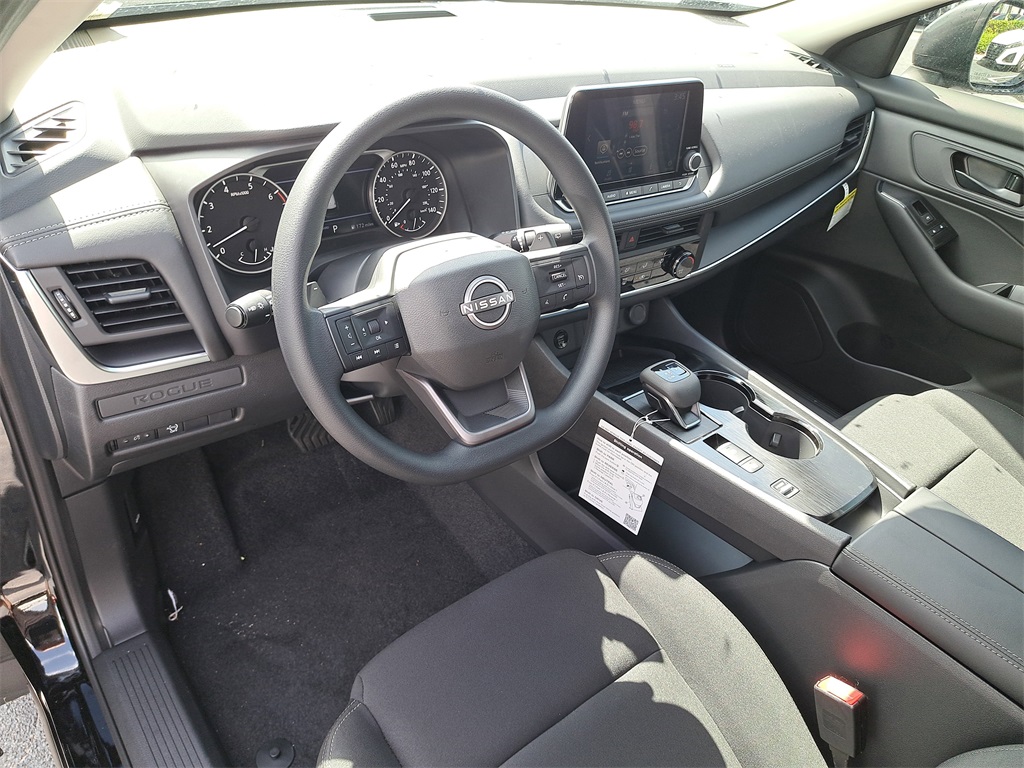 2026 Nissan Rogue S photo 17