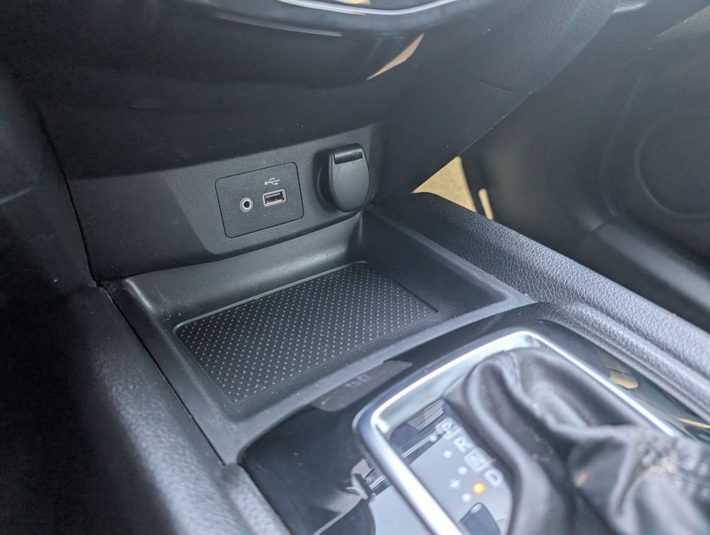 2021 Nissan Rogue Sport S photo 19