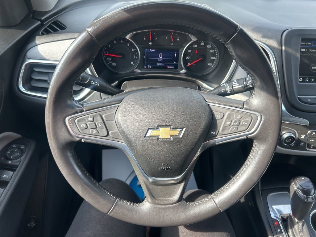 2019 Chevrolet Equinox LT photo 3