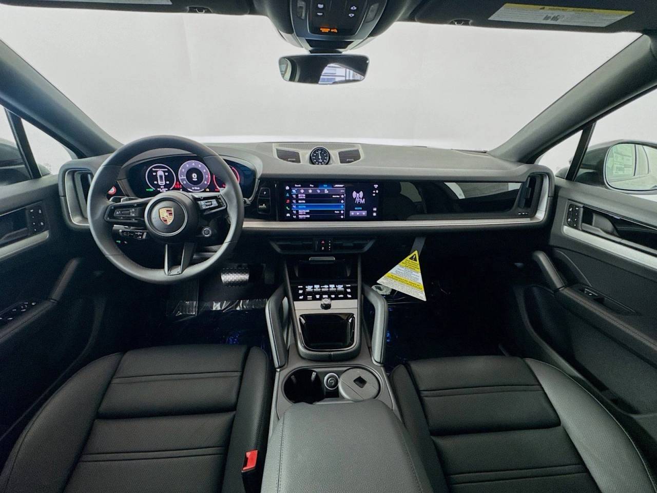 2025 Porsche Cayenne photo 20