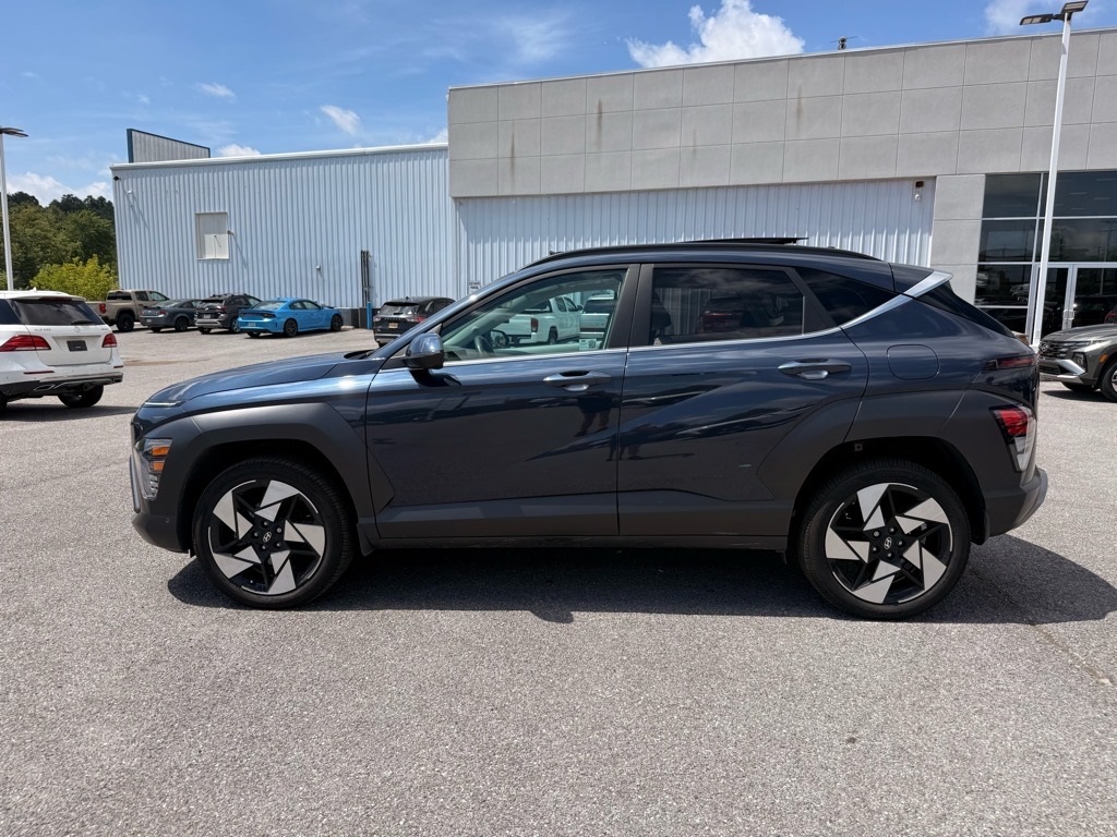 2024 Hyundai Kona Limited photo 3