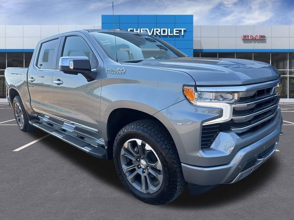 2024 Chevrolet Silverado 1500 High Country photo 2