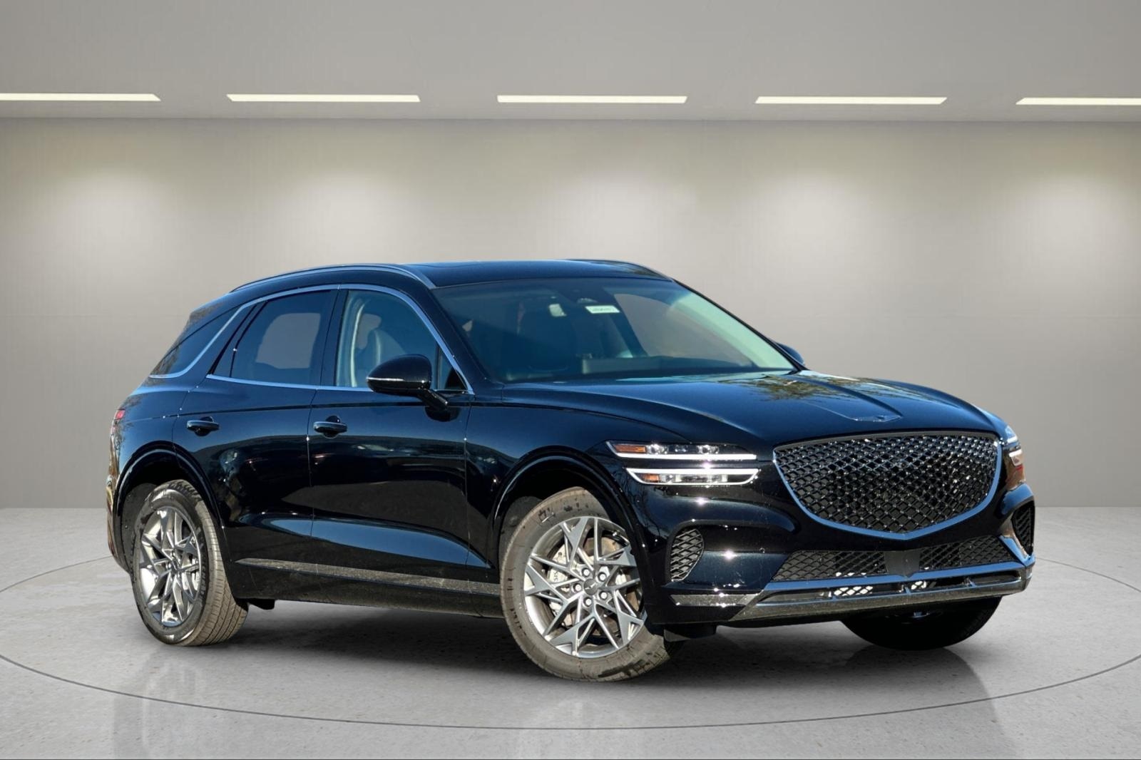 2025 GENESIS GV70 Standard