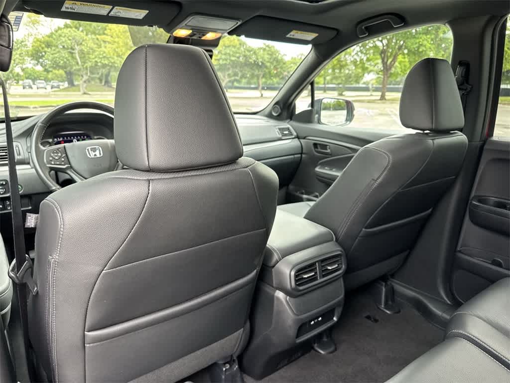 2025 Honda Passport EX-L photo 19