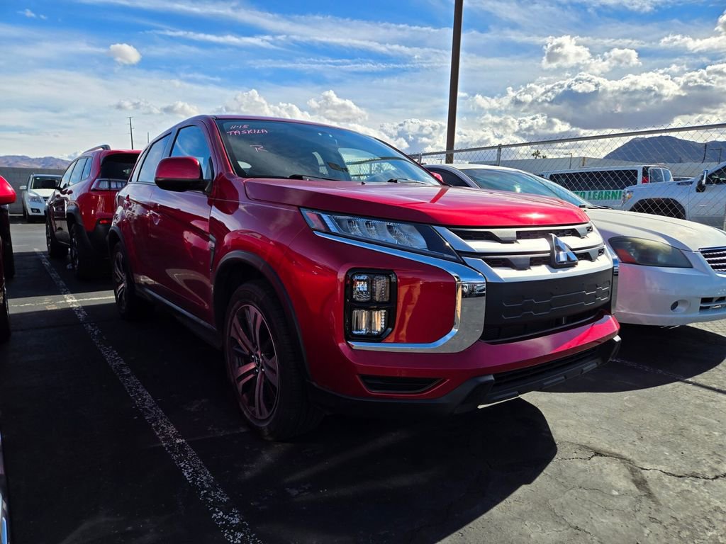 2020 Mitsubishi Outlander Sport ES's photo
