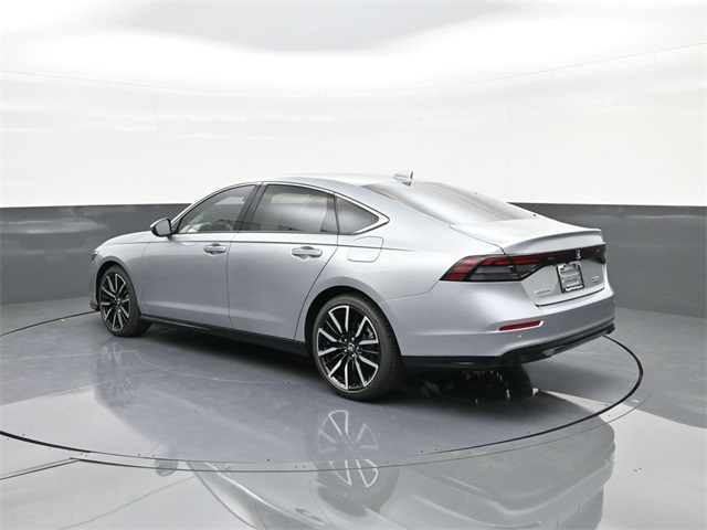 2025 Honda Accord Hybrid Touring photo 2