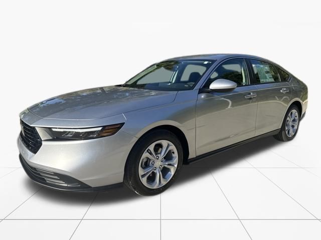 2025 Honda Accord LX photo 3