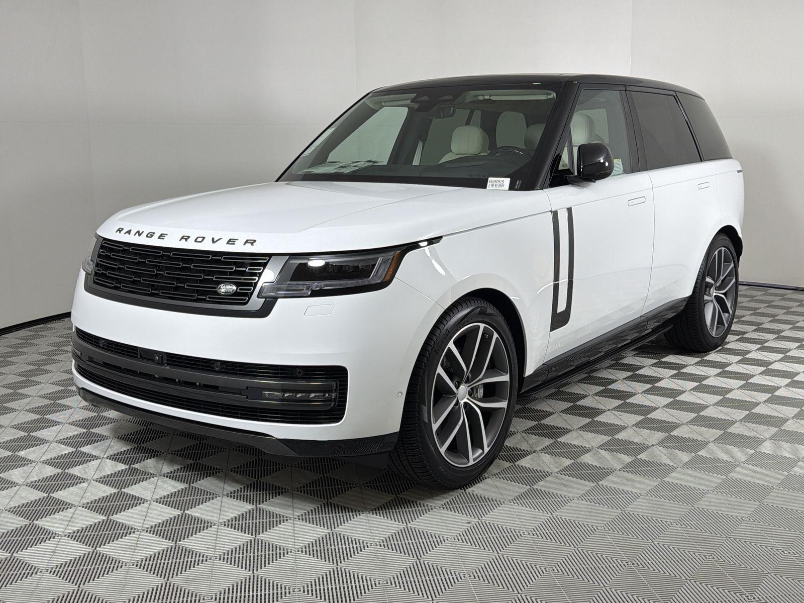 2025 Land Rover Range Rover SE's photo
