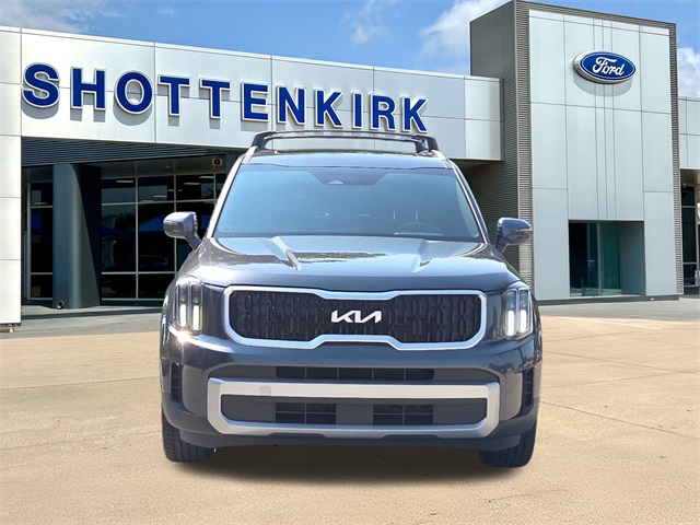 2023 Kia Telluride EX photo 2