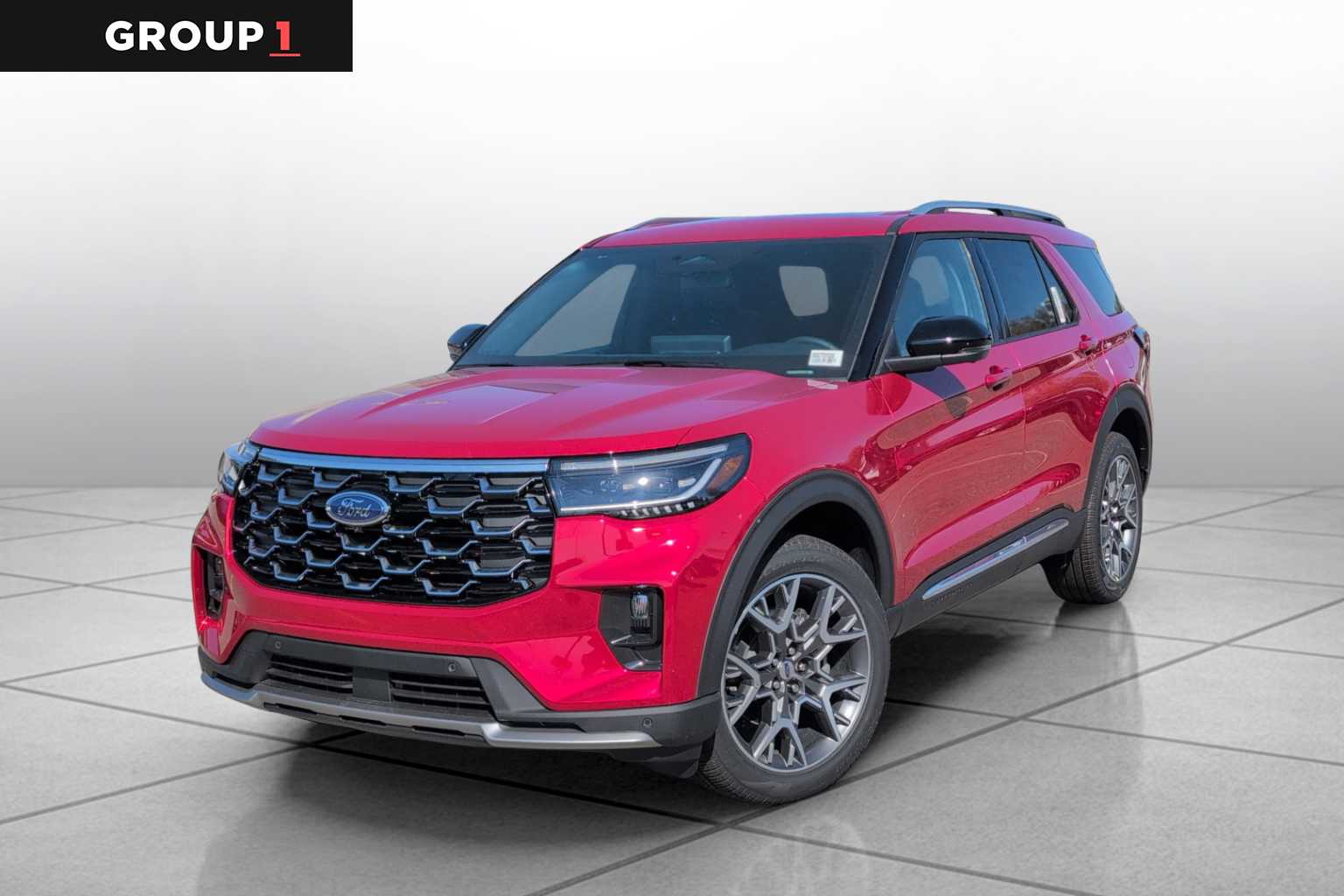 2025 Ford Explorer Platinum's photo