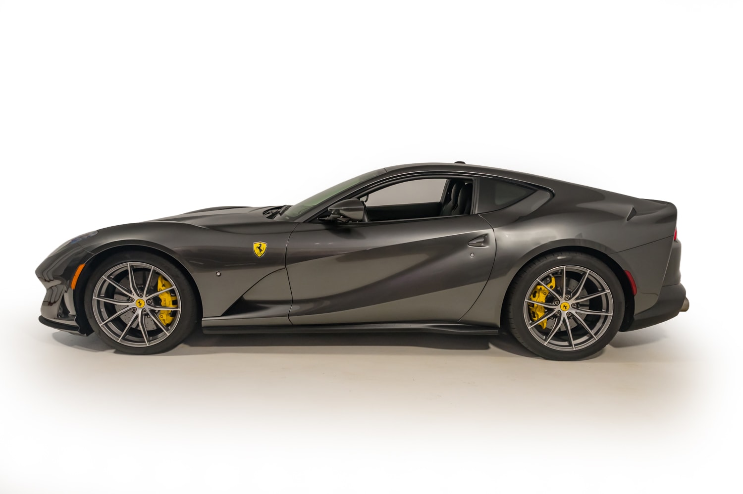 2020 Ferrari 812 Superfast photo 2