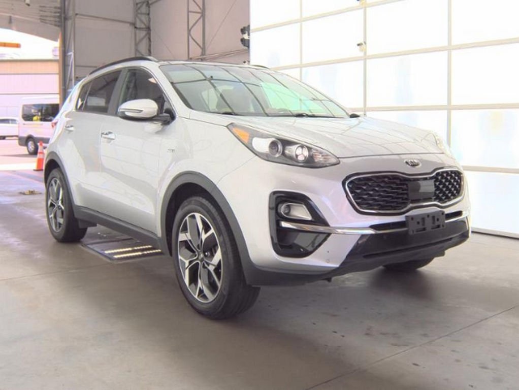 2022 Kia Sportage EX photo 3