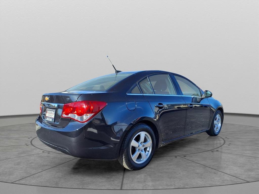 2013 Chevrolet Cruze photo 4