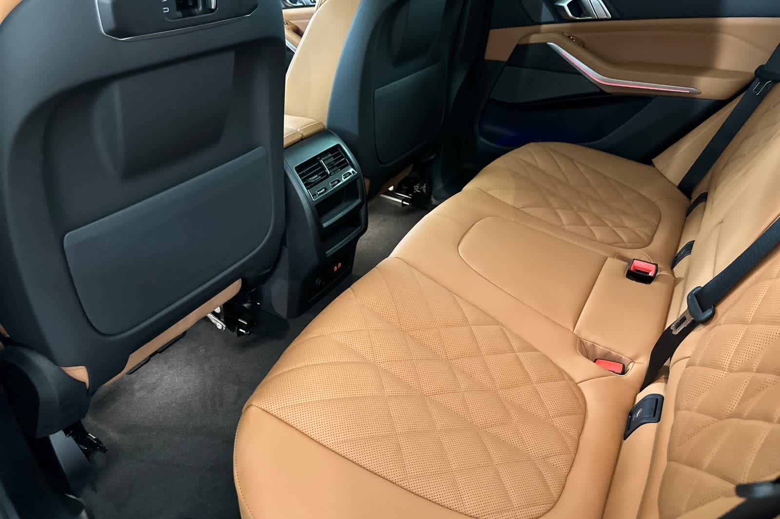2026 Bmw X5 xDrive50e photo 4