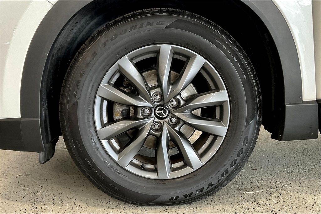 2022 Mazda CX-9 Touring photo 6