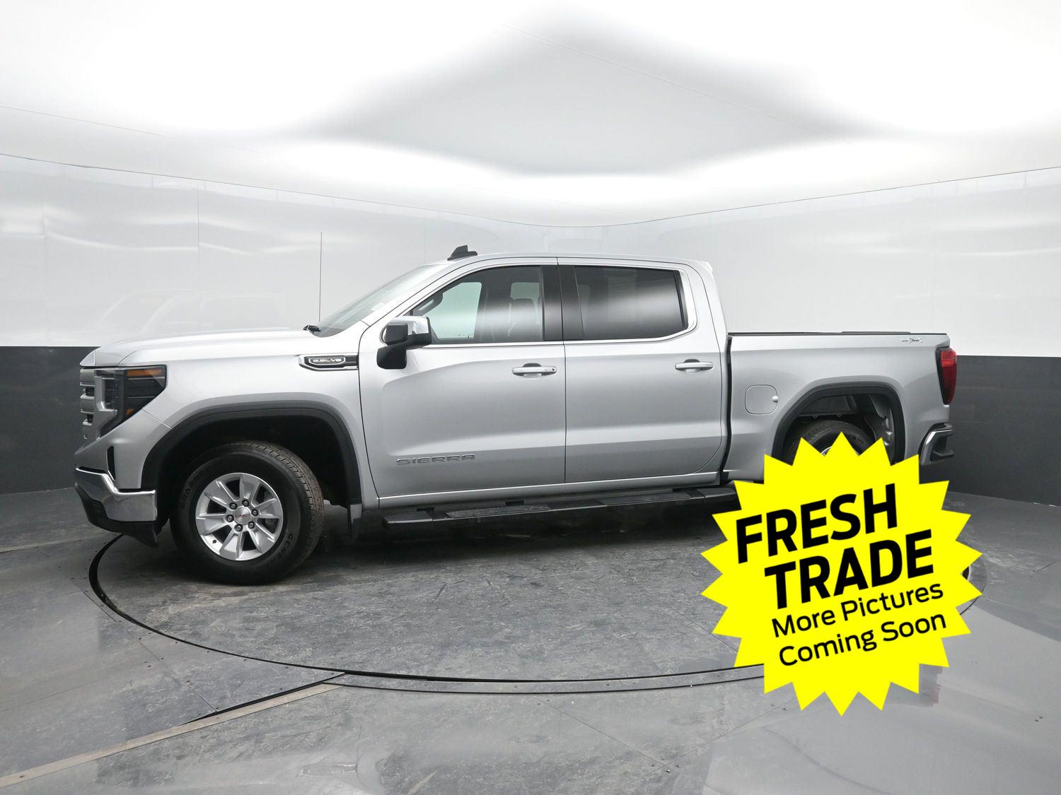 2022 GMC Sierra 1500 SLE's photo