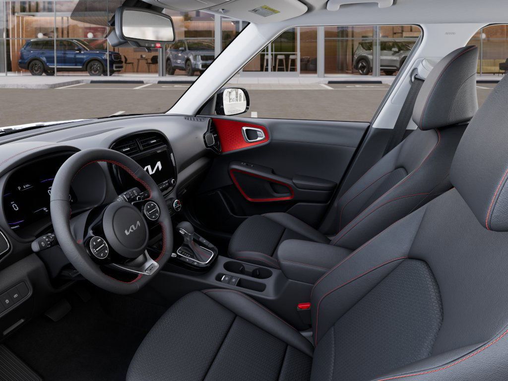 2025 Kia Soul GT-Line photo 14