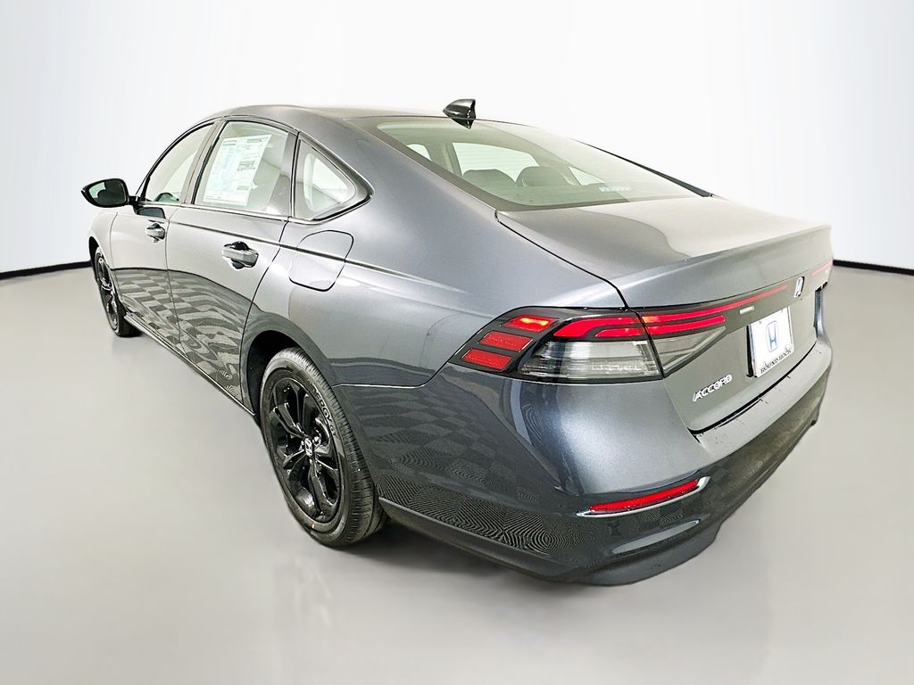 2025 Honda Accord SE photo 5
