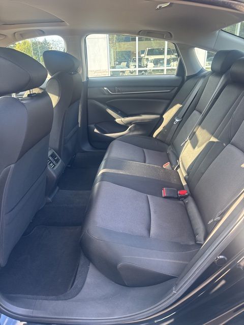 2019 Honda Accord EX photo 17