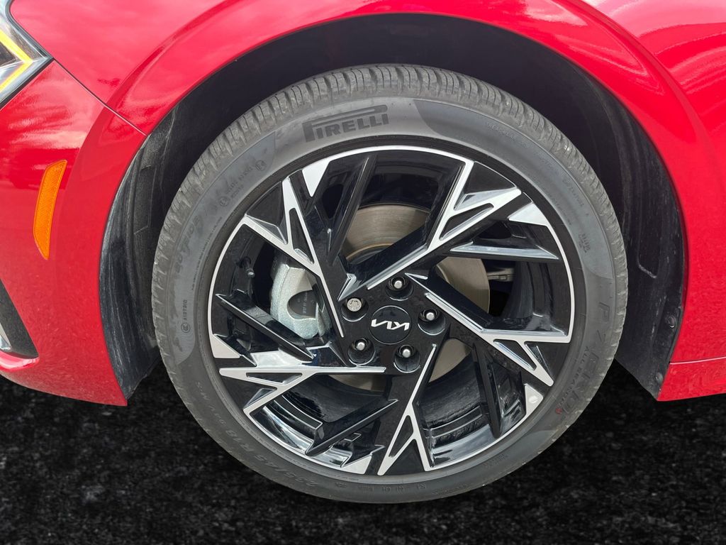2025 Kia K5 GT-Line photo 18