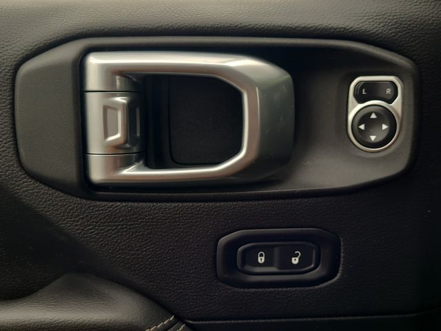 2021 Jeep Wrangler Unlimited Sahara 4xe photo 21