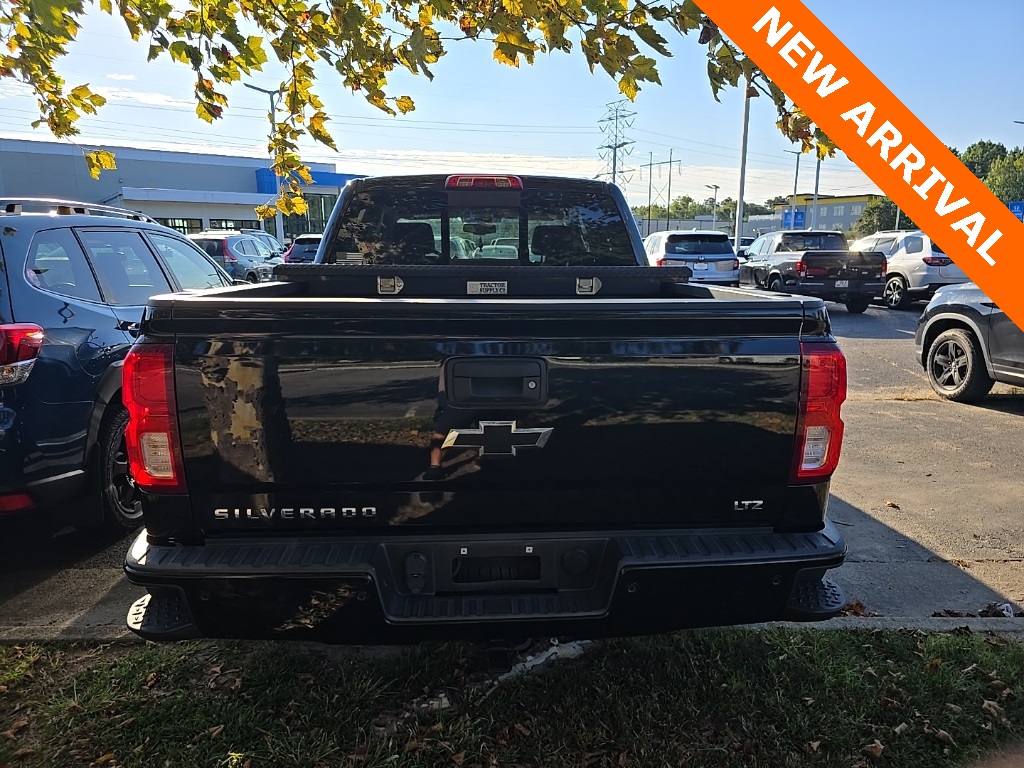 2016 Chevrolet Silverado 1500 LTZ photo 4