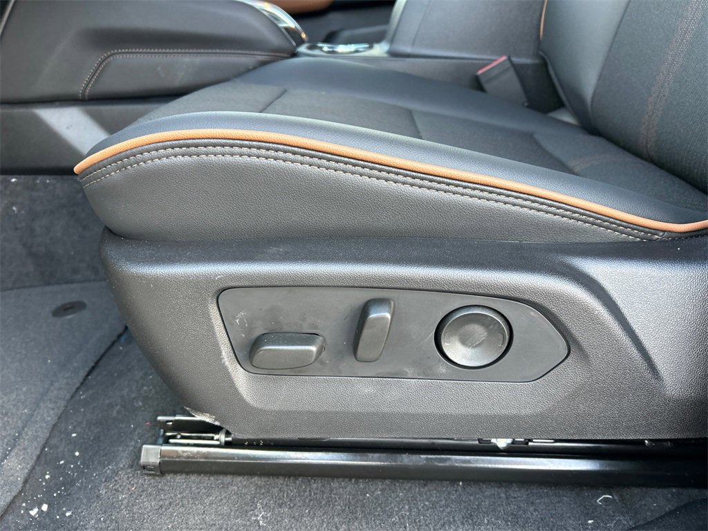 2026 GMC CANYON - Image 15