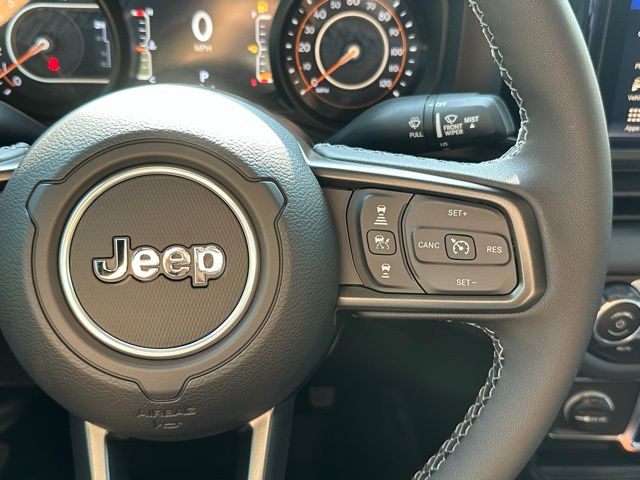 2025 Jeep Gladiator Sport photo 21