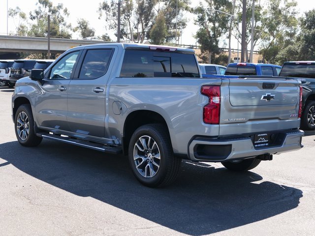 2026 Chevrolet Silverado 1500 RST photo 6