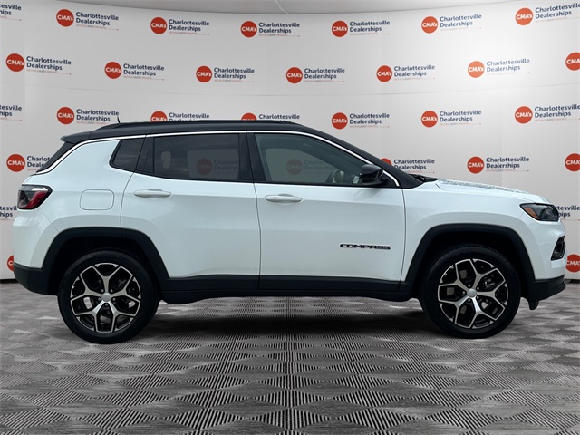 2024 Jeep Compass Limited photo 5
