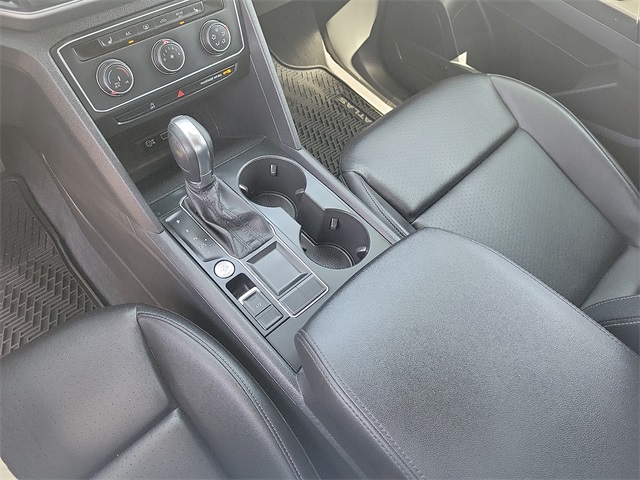 2018 Volkswagen Atlas SE photo 18
