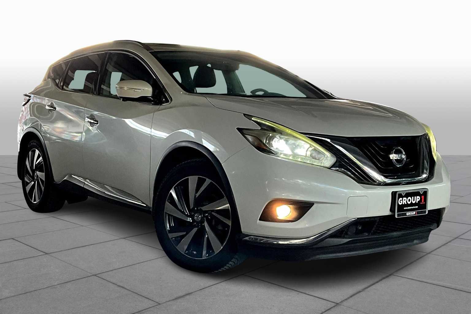 2015 Nissan Murano Platinum photo 2