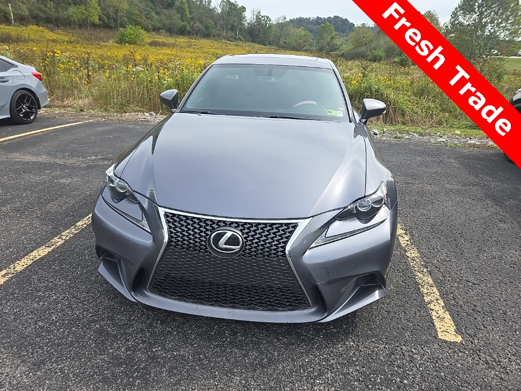 2015 Lexus IS 250 photo 4