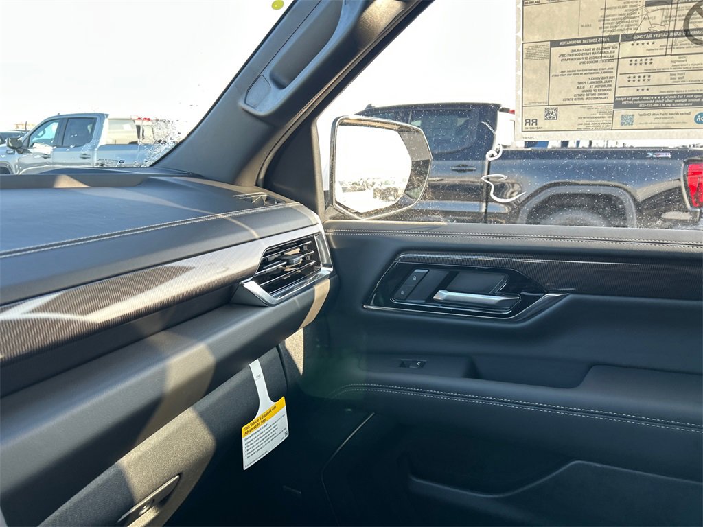 2026 GMC YUKON XL - Image 25