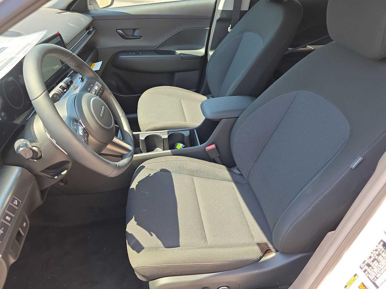 2025 Hyundai Kona SEL photo 15