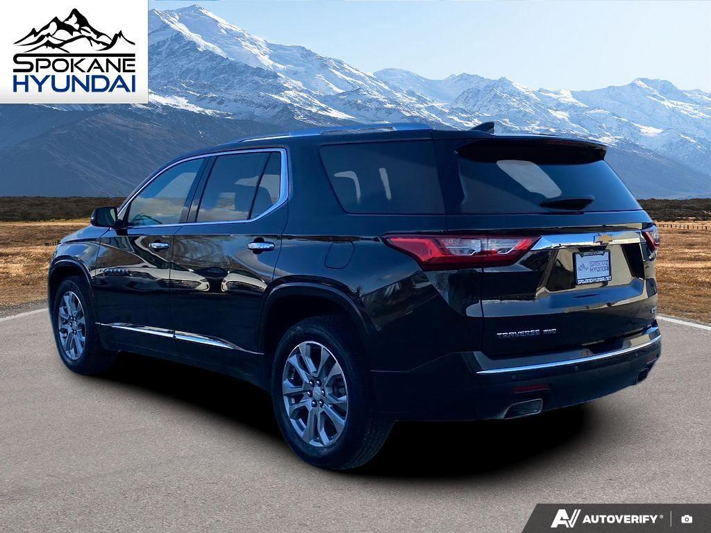 2018 Chevrolet Traverse Premier photo 2