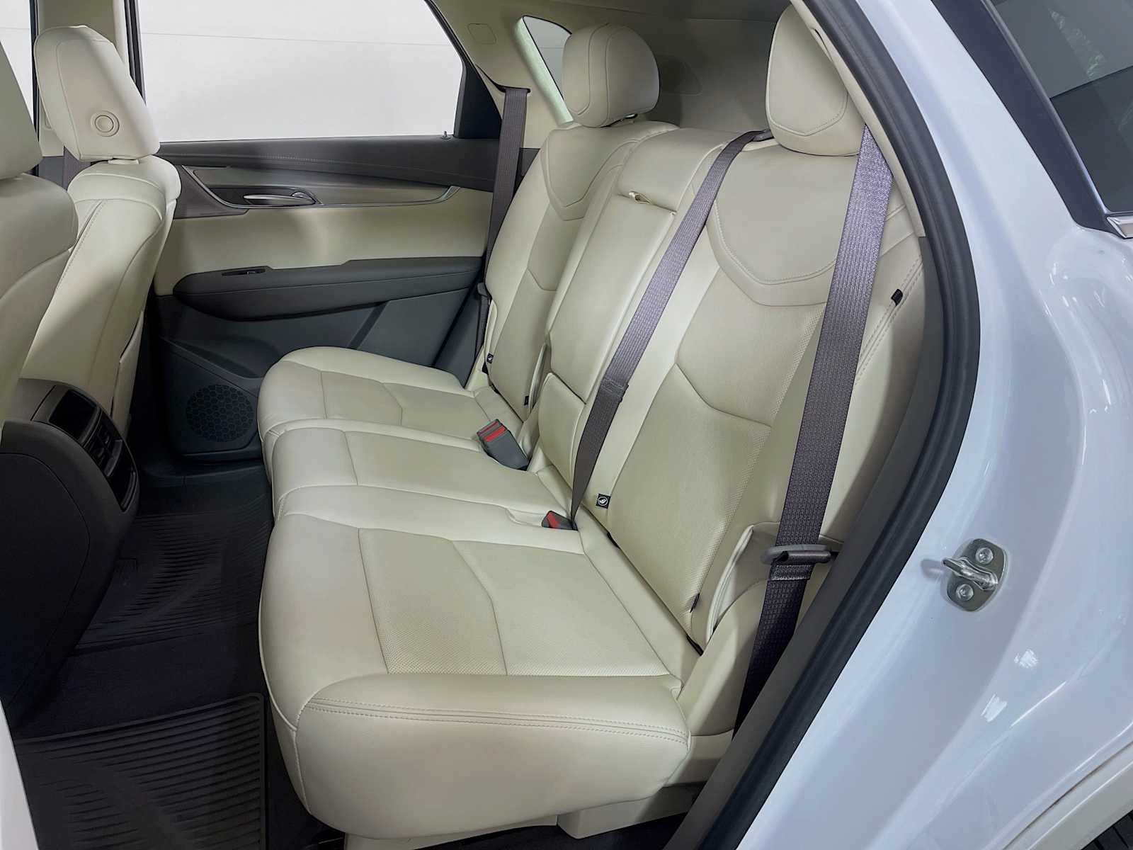 2025 Cadillac XT5 Premium Luxury photo 5